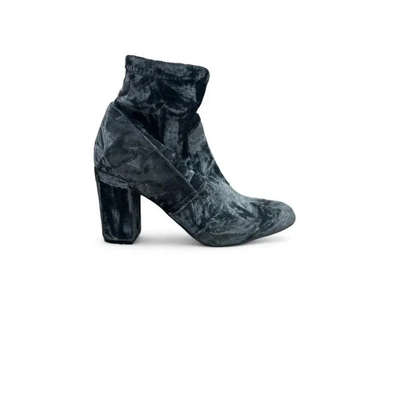 Steve Madden Ankle Booties Tight Velvet Blue Gray Size 6 1/2 Zip - Picture 1 of 11